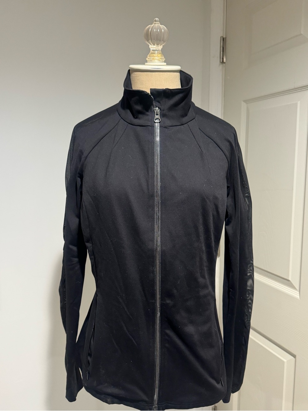 ALO Yoga Black Full-Zip Utility Jacket